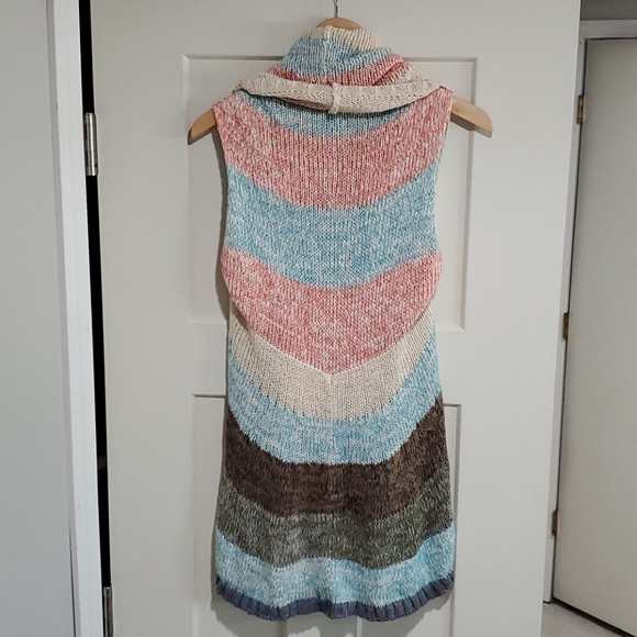 CAbi Long sweater vest cardigan vest - Picture 2 of 3